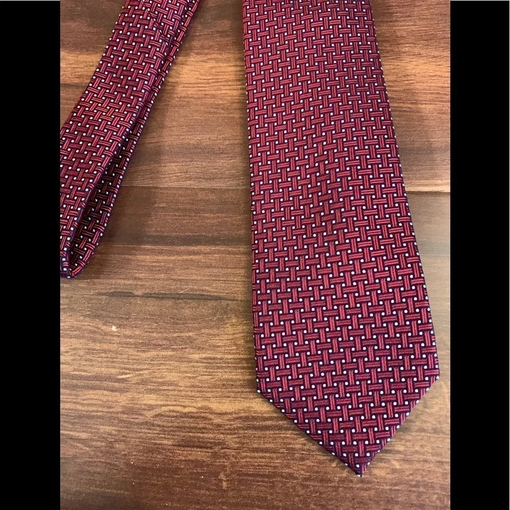 🍂SALE🍂 TASSO ELBA Burgundy 100% Silk Necktie